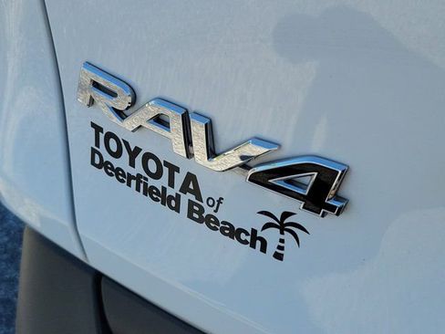 Used 2023 Toyota RAV4 LE image 5