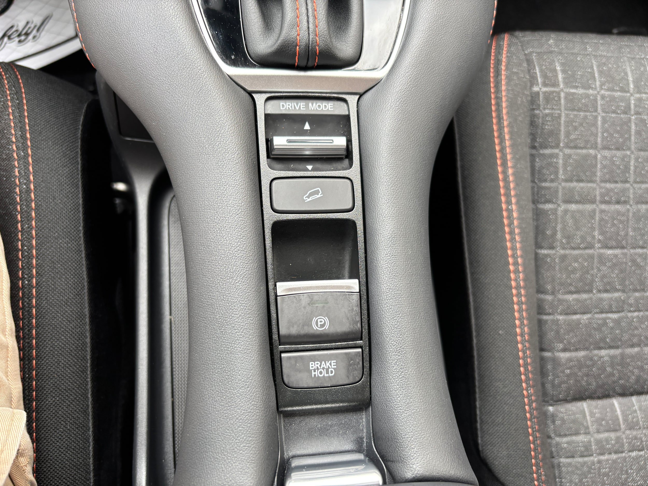 Certified 2025 Honda HR-V Sport image 18