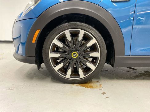Certified 2023 MINI Cooper SE image 23
