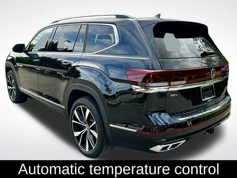 Certified 2025 Volkswagen Atlas SEL Premium R-Line image 7