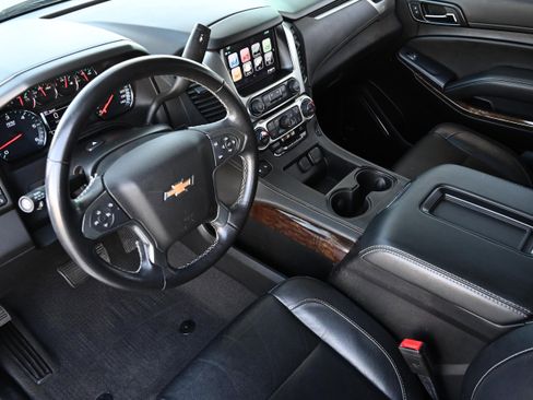 Used 2020 Chevrolet Tahoe LT image 12