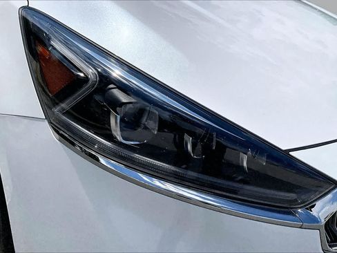 Used 2019 Kia Cadenza Technology FWD image 44