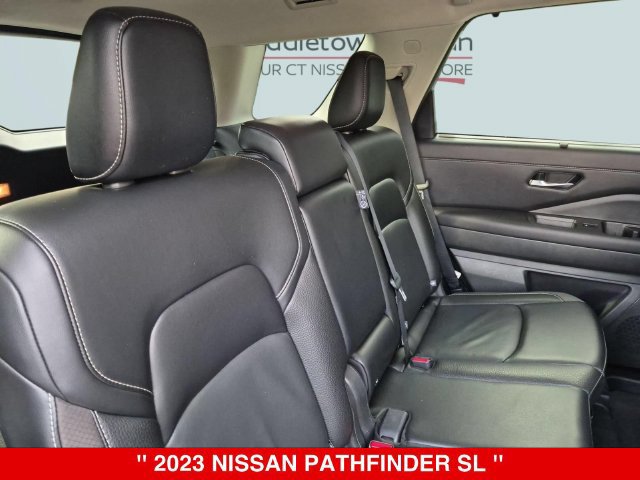 Used 2023 Nissan Pathfinder SL AWD/4WD image 34