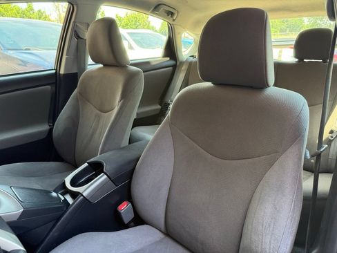 Used 2015 Toyota Prius Three FWD image 10