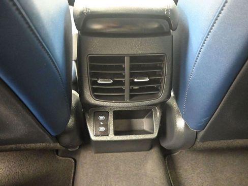 Certified 2025 Kia Seltos S image 30