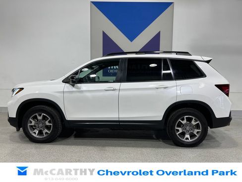 Used 2022 Honda Passport TrailSport image 8