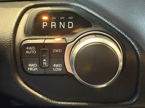 Used 2023 RAM 1500 Big Horn AWD/4WD image 23
