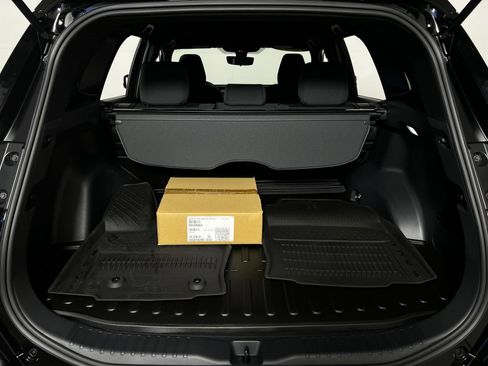 Used 2026 Toyota RAV4 SE AWD/4WD image 25