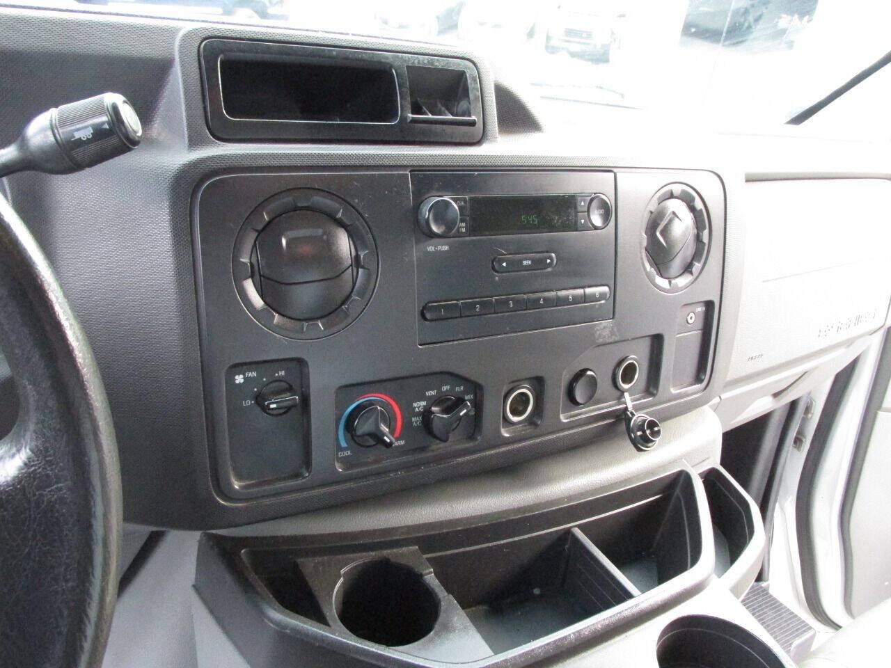 Used 2012 Ford E-350 and Econoline 350 Super Duty w/ PWR Locks & Windows Group RWD image 25