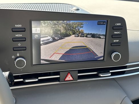 Used 2025 Hyundai Elantra Sport image 23