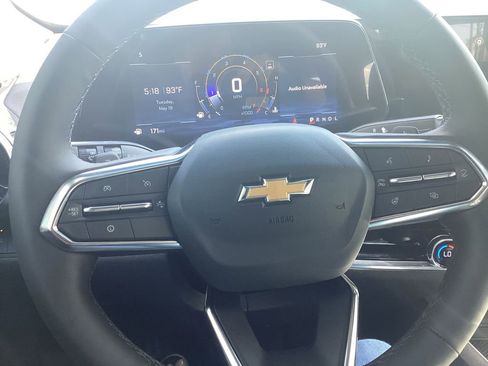 New 2026 Chevrolet Equinox LT w/ Convenience Package II FWD image 29