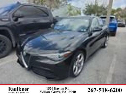 Used 2023 Alfa Romeo Giulia AWD w/ Quick Order Package 22X Lusso image 1