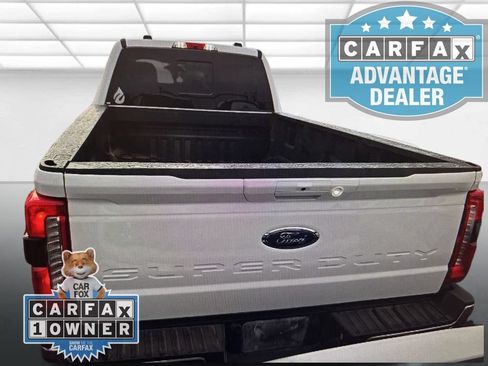Used 2024 Ford F250 Lariat w/ FX4 Off-Road Package AWD/4WD image 4