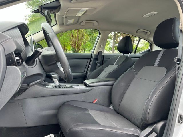 Used 2021 Nissan Sentra SV FWD image 13