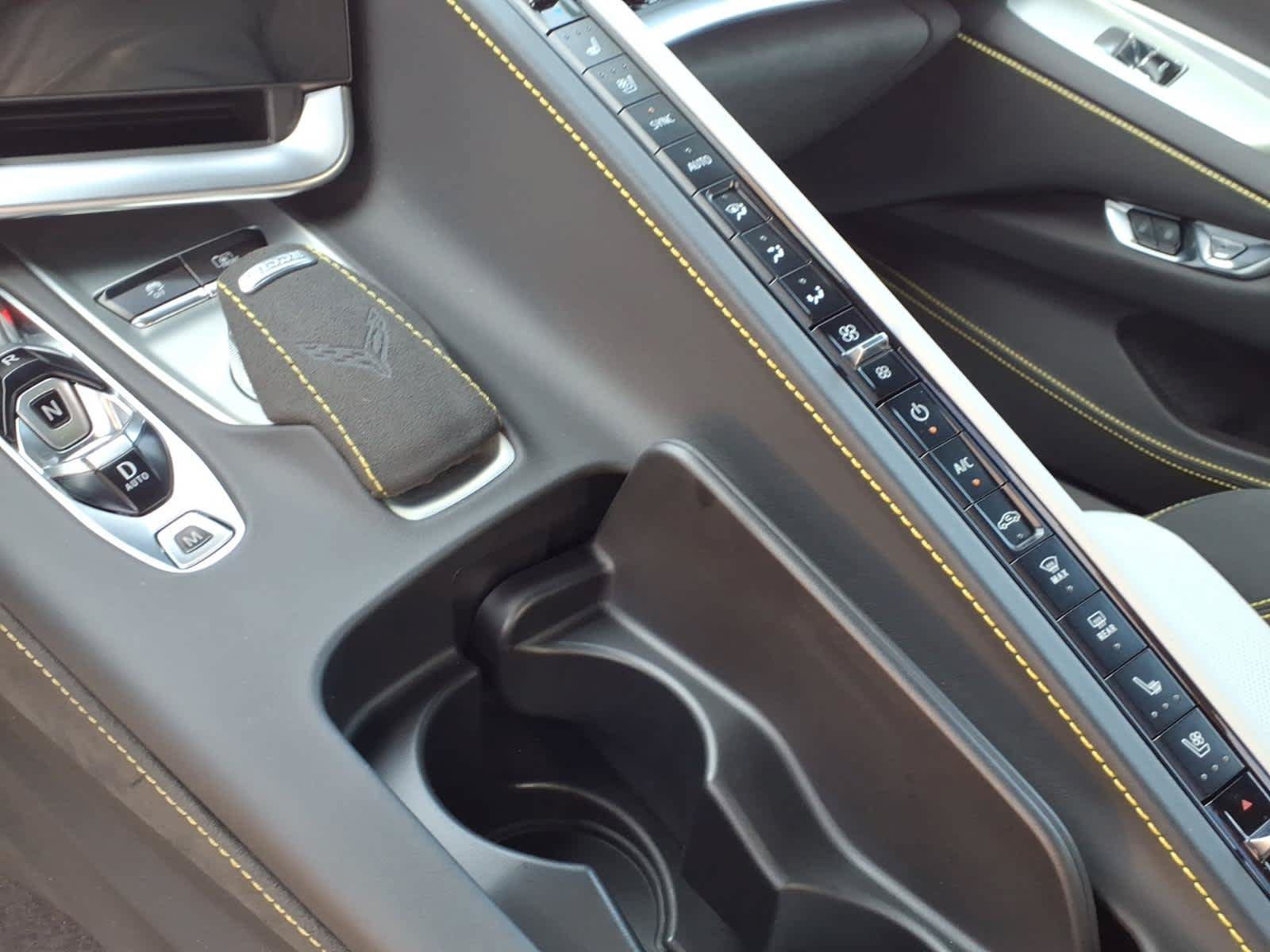 Certified 2022 Chevrolet Corvette Stingray Premium Conv RWD image 13