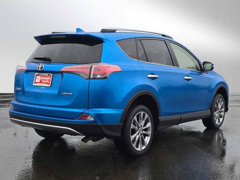 Certified 2017 Toyota RAV4 Limited image 3