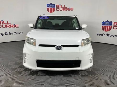 Used 2014 Scion xB image 8