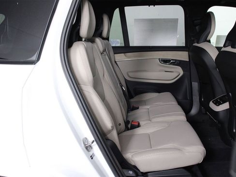 New 2026 Volvo XC90 B6 Ultra w/ Protection Package image 11