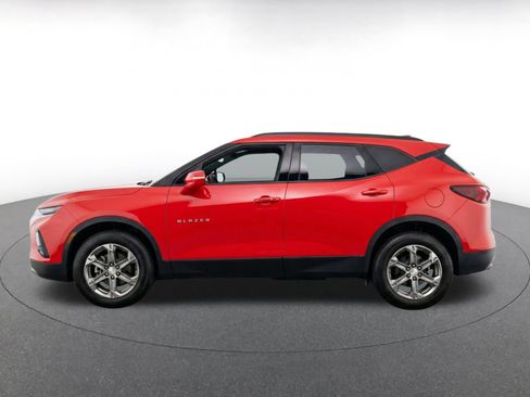 Used 2026 Chevrolet Blazer LT FWD image 4