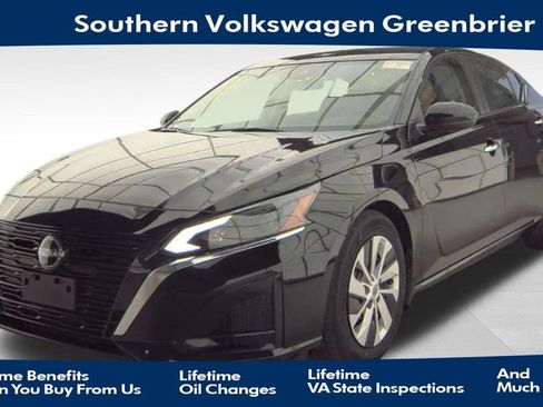 Used 2023 Nissan Altima 2.5 S FWD image 1