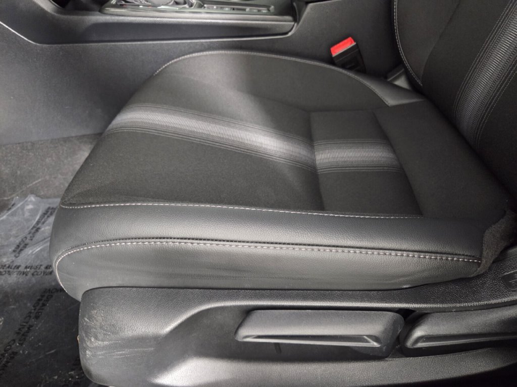 Used 2025 Honda Civic Sport image 10
