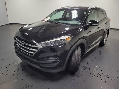 Used 2017 Hyundai Tucson SE Plus w/ Cargo Package image 5