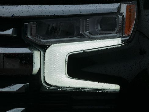 Used 2022 Chevrolet Silverado 1500 LTZ w/ LTZ Premium Package image 9