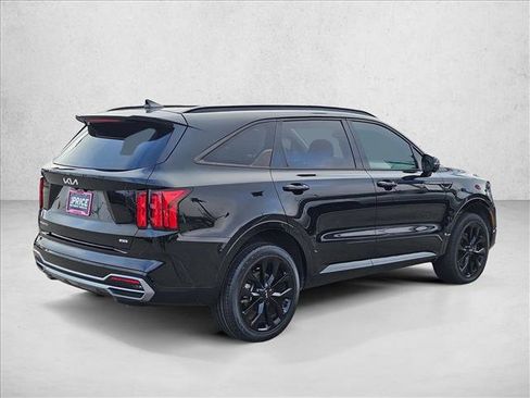 Used 2023 Kia Sorento SX image 5