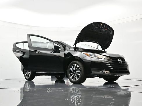 New 2025 Nissan Versa SV w/ Trunk Package FWD image 48