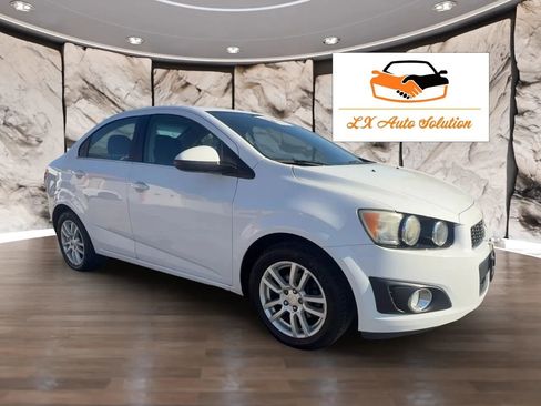 Used 2015 Chevrolet Sonic LT w/ Wheels and Fog Lamp Package image 7