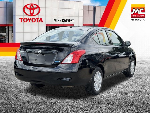 Used 2014 Nissan Versa S Plus FWD image 9