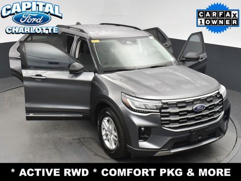 Used 2025 Ford Explorer Active w/ Active Comfort Package image 32