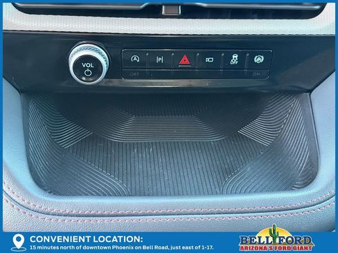 Used 2025 Ford Explorer Active image 19