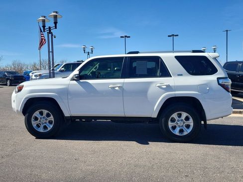Used 2023 Toyota 4Runner SR5 Premium w/ Moonroof Package AWD/4WD image 6
