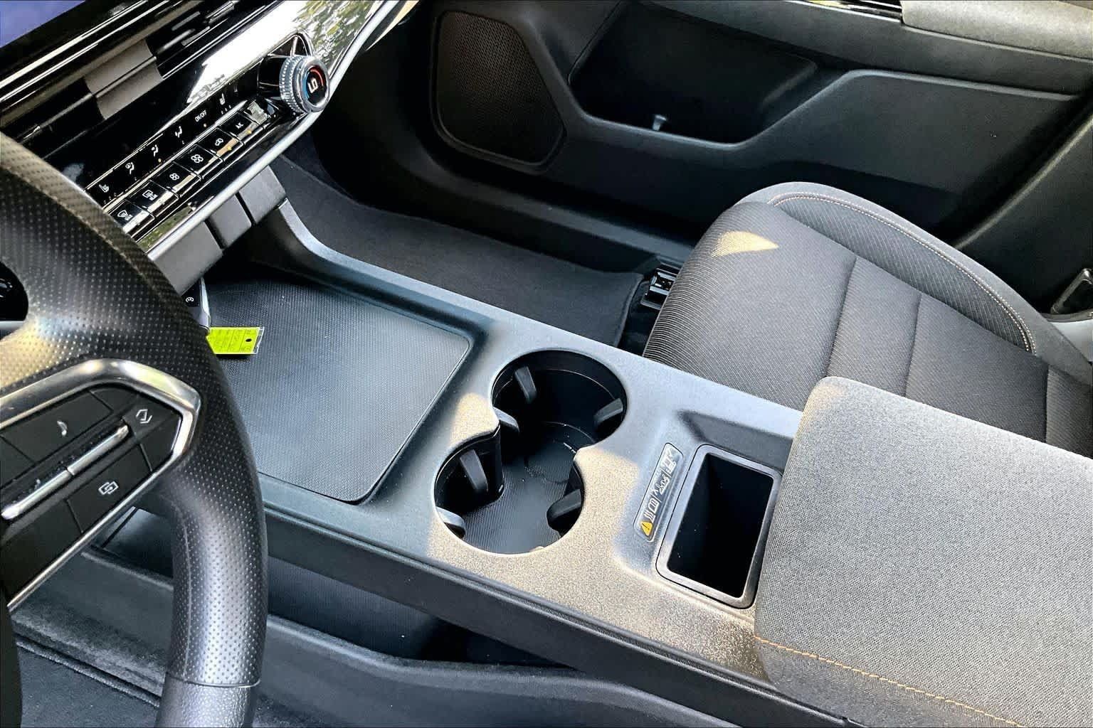 Used 2024 Honda Prologue EX image 15