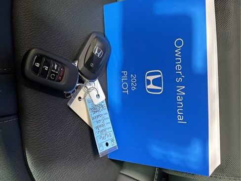 New 2026 Honda Pilot Touring image 15