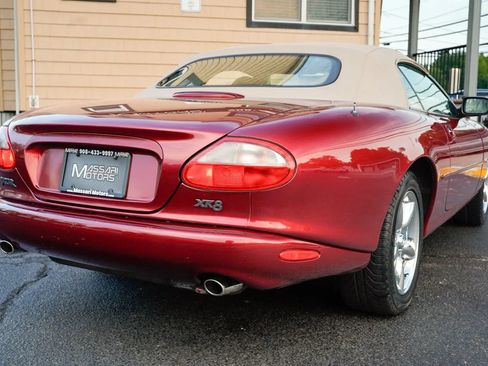 Used 1997 Jaguar XK8 Convertible RWD image 14
