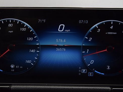 Certified 2022 Mercedes-Benz GLA 250 image 25