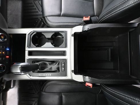 Used 2019 Ford F150 Lariat w/ Equipment Group 502A Luxury image 39