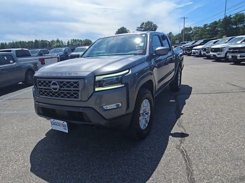 Used 2023 Nissan Frontier SV w/ SV Premium Package AWD/4WD image 15