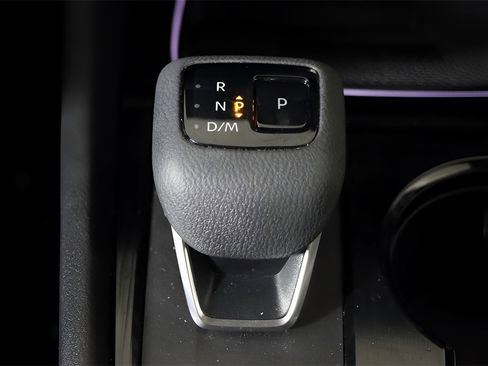 Used 2024 Nissan Rogue SL w/ SL Premium Package image 32