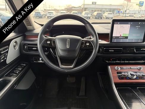 Certified 2023 Lincoln Aviator Reserve w/ Equipment Group 201A image 18