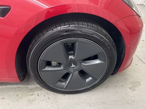 Used 2021 Tesla Model 3 Standard Range Plus image 24