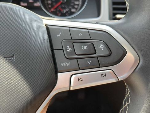Used 2021 Volkswagen Atlas SE w/ Panoramic Sunroof Package FWD image 17