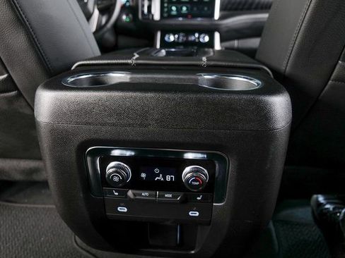 Used 2024 GMC Yukon Denali image 23