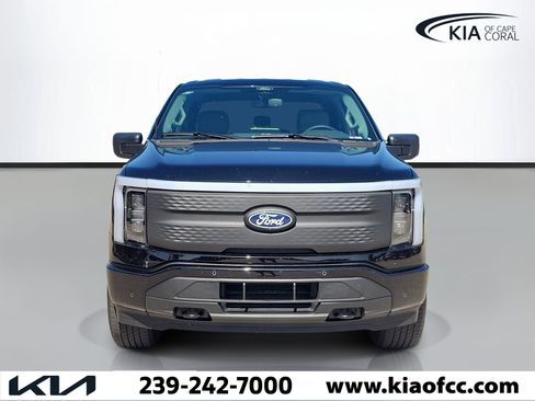 Used 2025 Ford F150 Lightning Flash AWD/4WD image 2