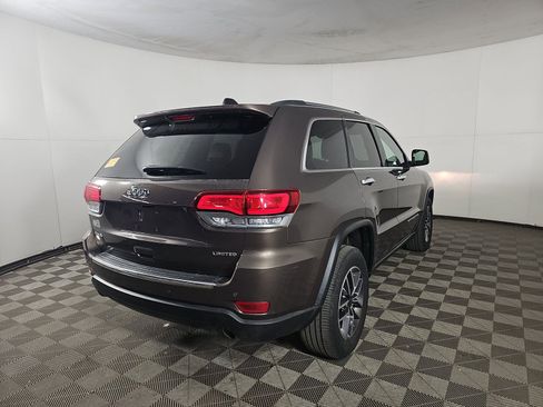 Used 2020 Jeep Grand Cherokee Limited AWD/4WD image 5