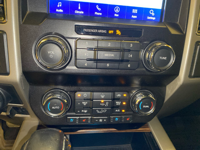 Used 2020 Ford F150 Lariat AWD/4WD image 29