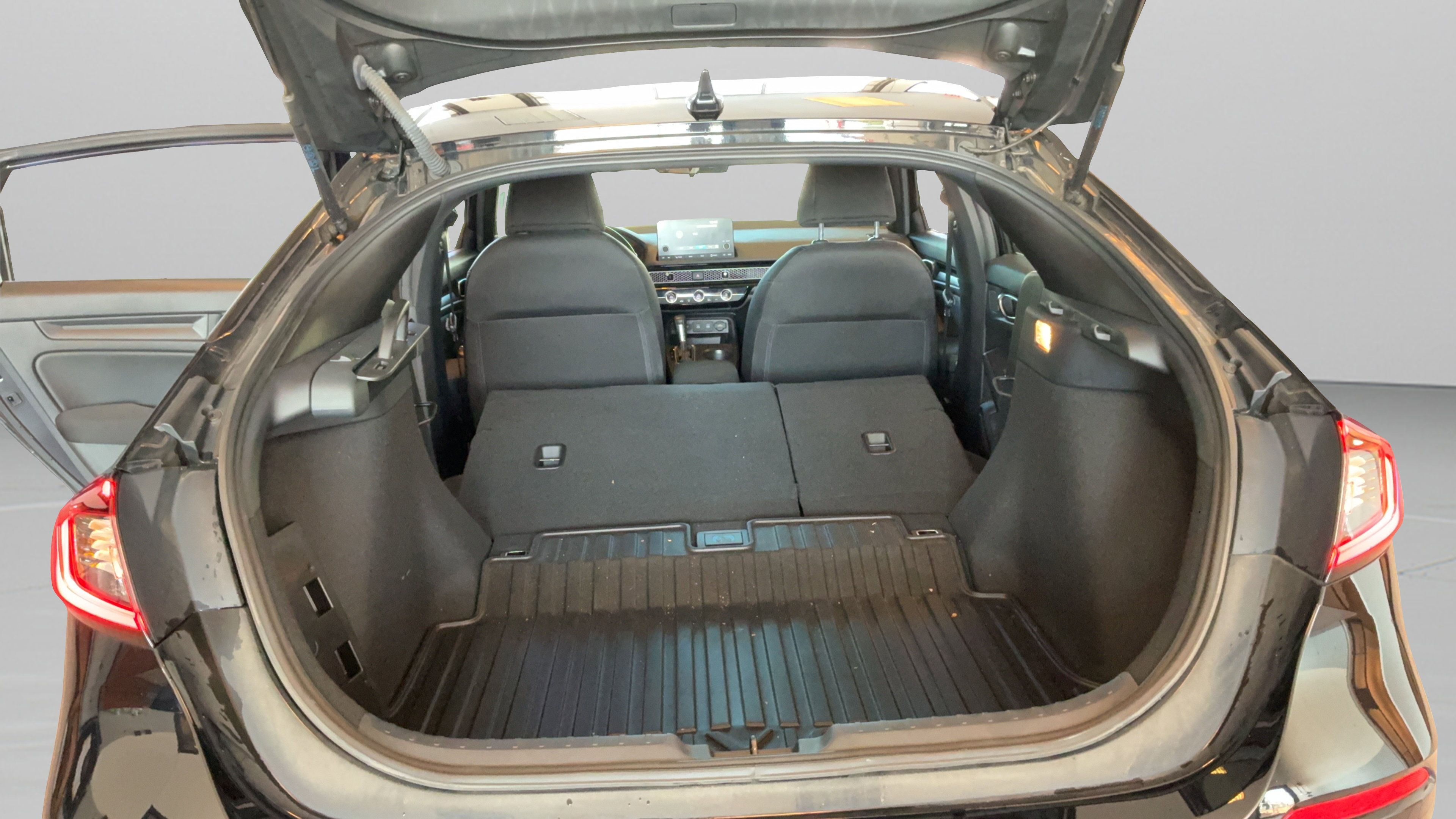 Used 2025 Honda Civic Sport image 32