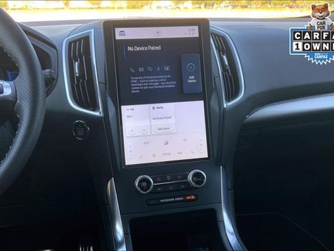 Used 2022 Ford Edge ST image 31